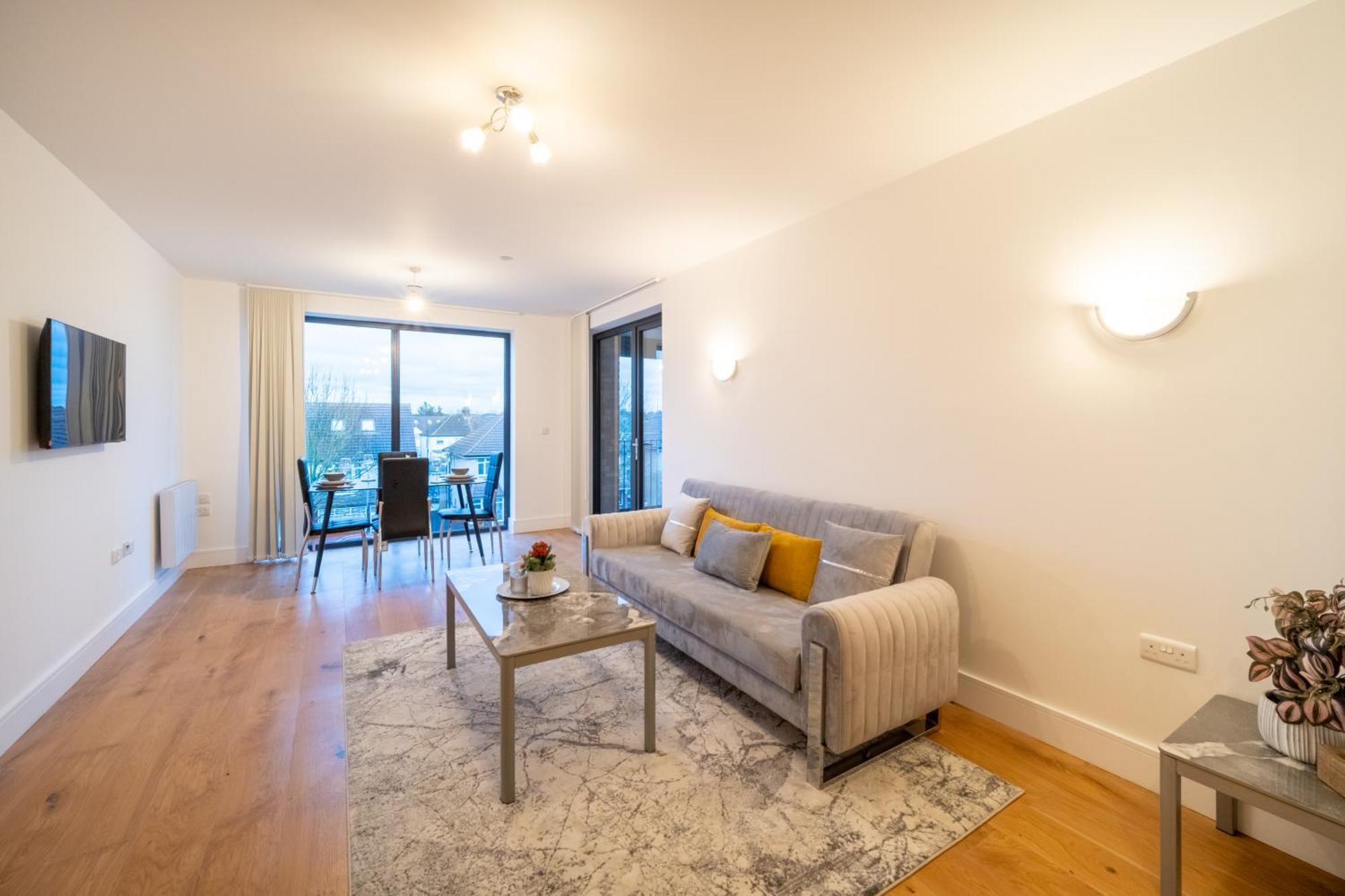 Meadow Apartment Hounslow